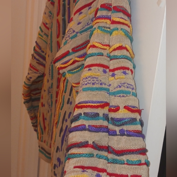 Vintage Coogi men's crewneck knit sweater - Picture 12 of 17